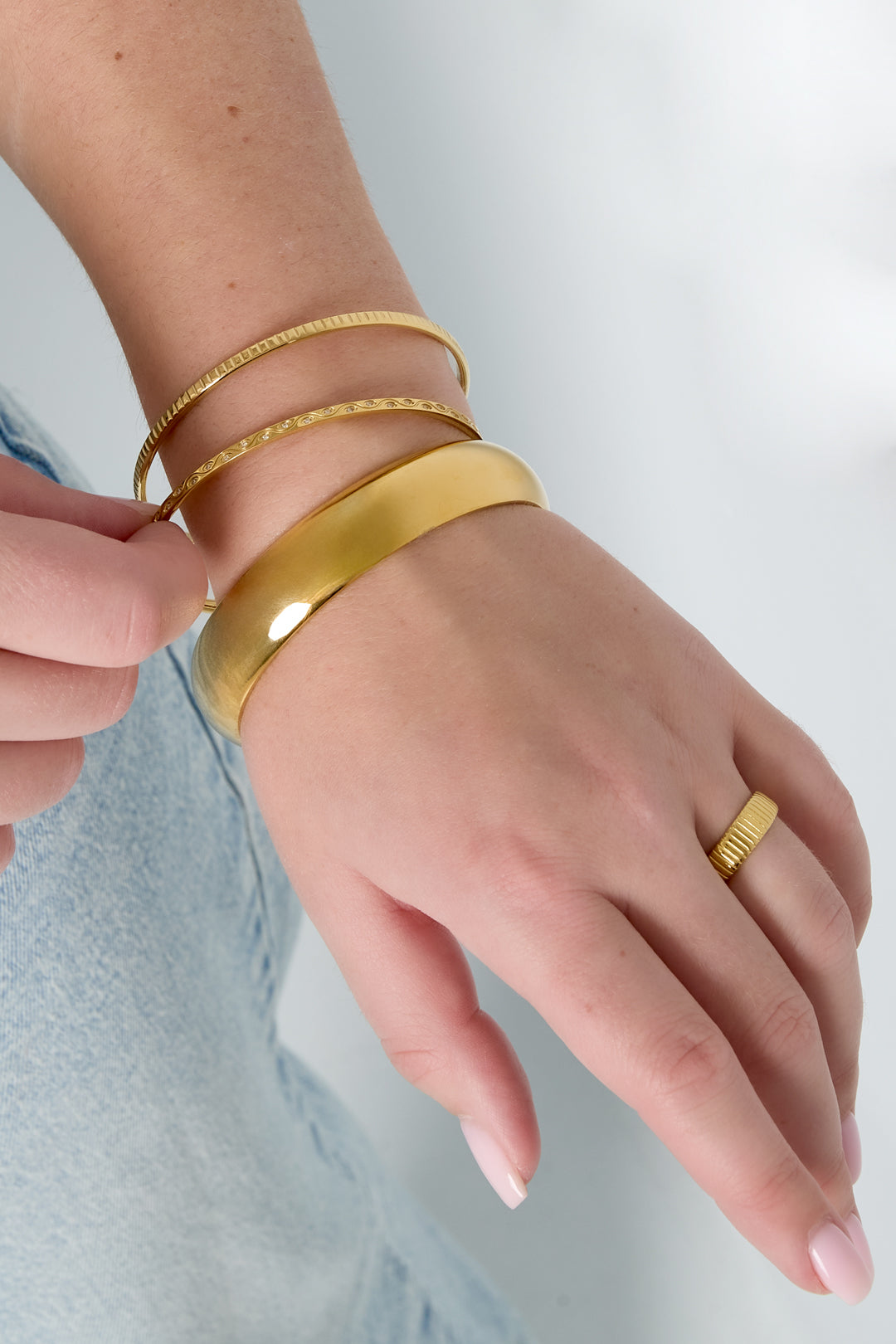 HZ Bangle Fine Lines – zilverkleurig