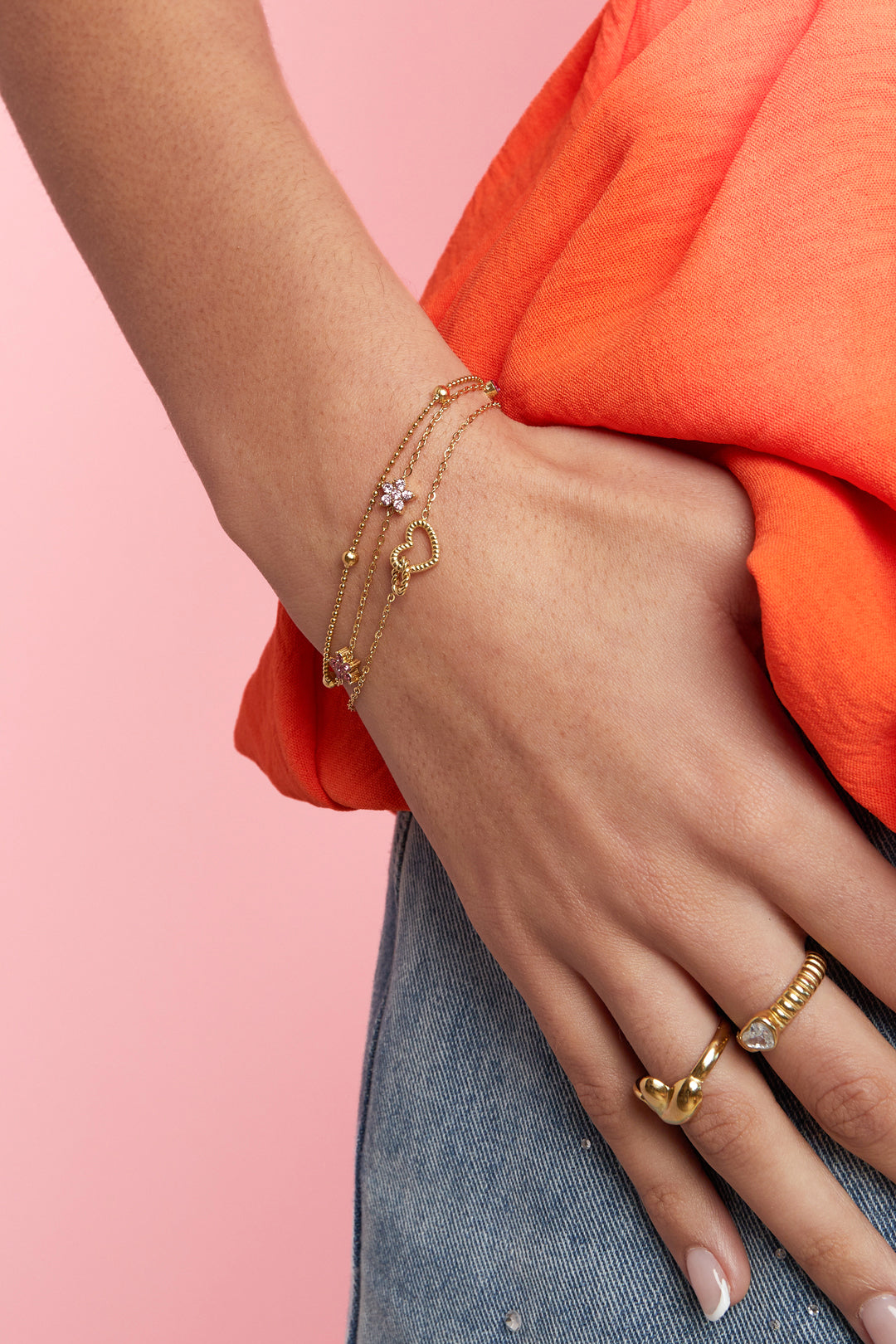Goudkleurige Bloemenarmband met Gekleurde Strass steentjes