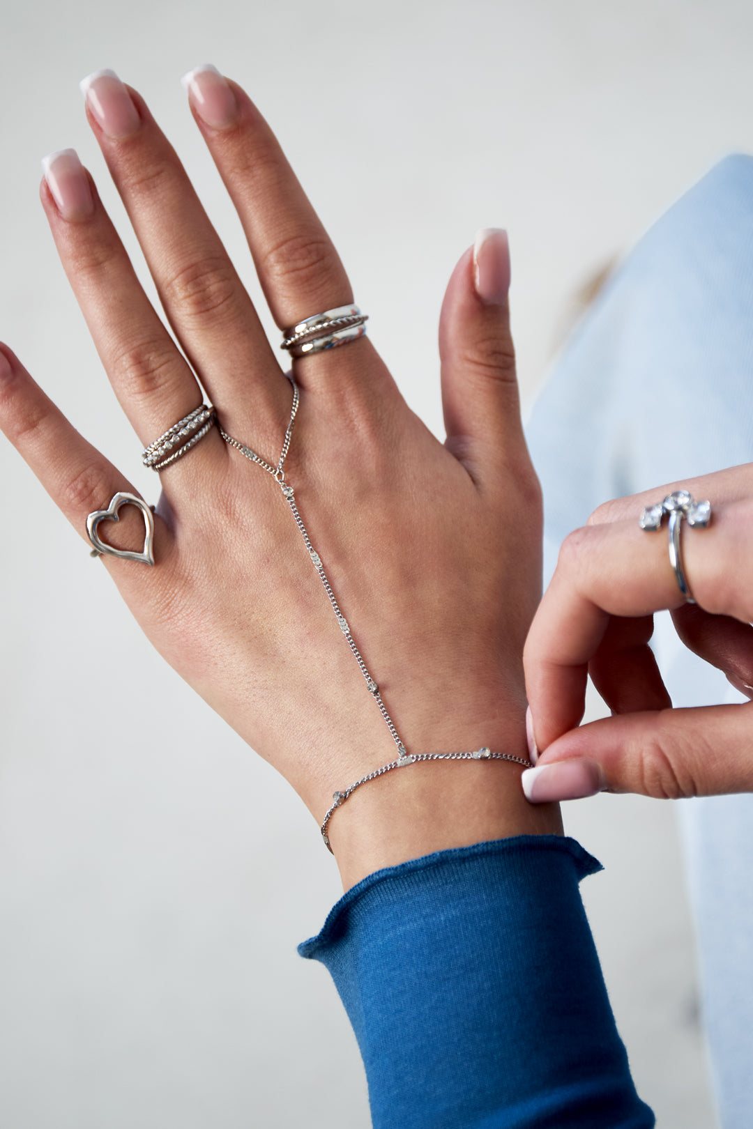 Stainless Steel Handchain met steentjes