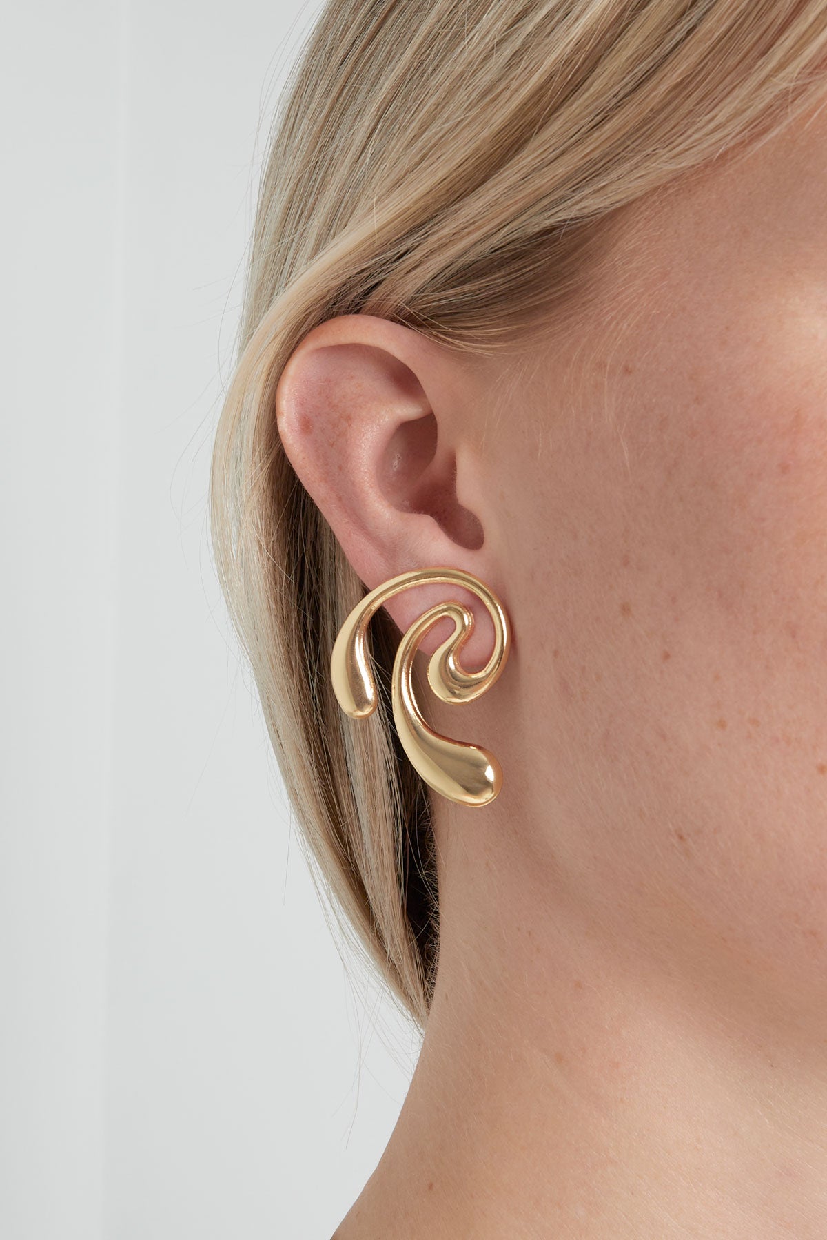 HZ Oorbellen – Golden Swirl