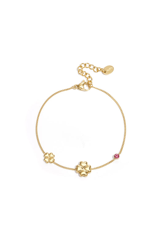 Armband met klavertjes en gekleurd steentje