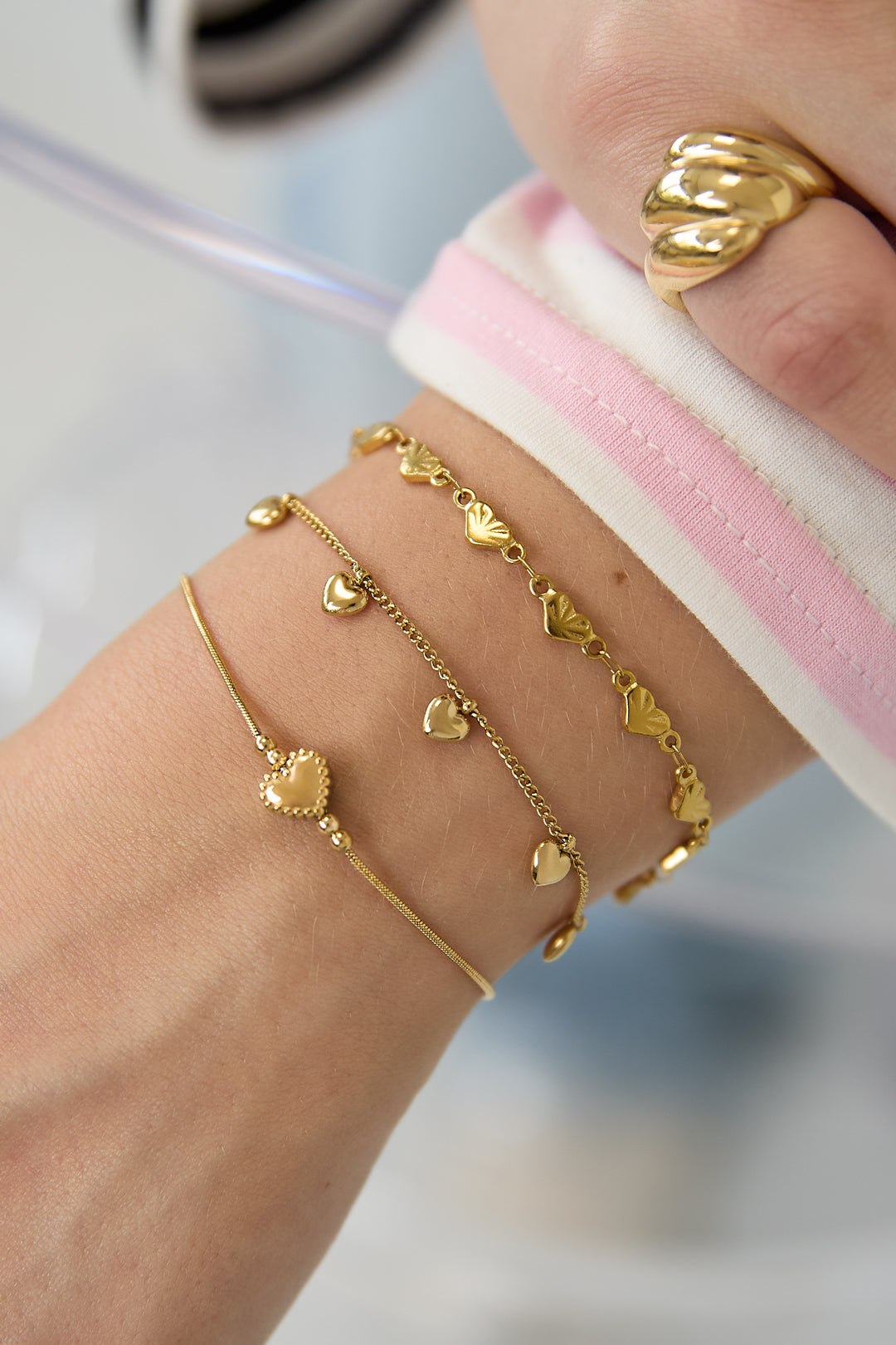 Stainless steel armband met versierd hartje