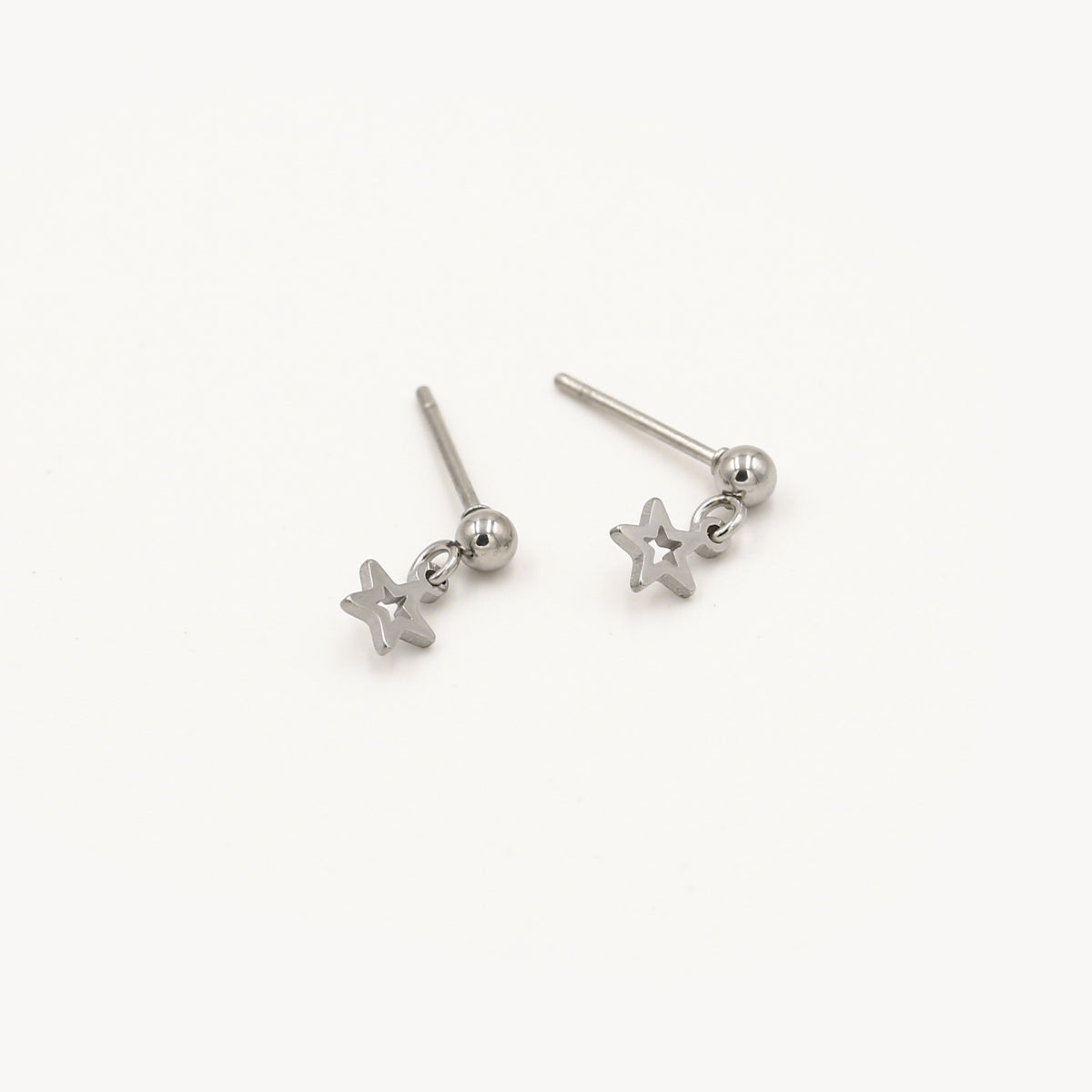 HZ Oorstekers zilverkleur ster in ster - stainless steel