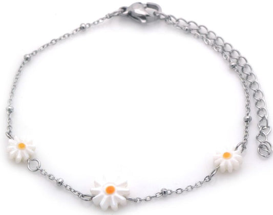 Armband S.S. witte bloemen zilverkleur