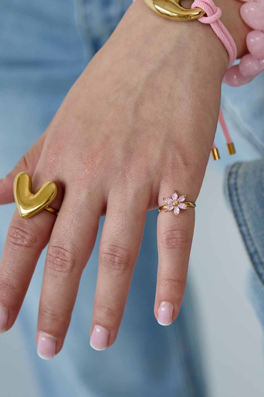 Ring met strass bloem