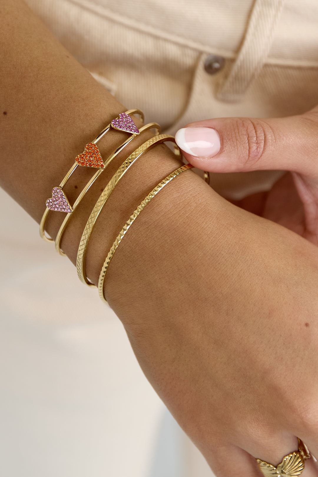 Stainless Steel Bangle met strass harten